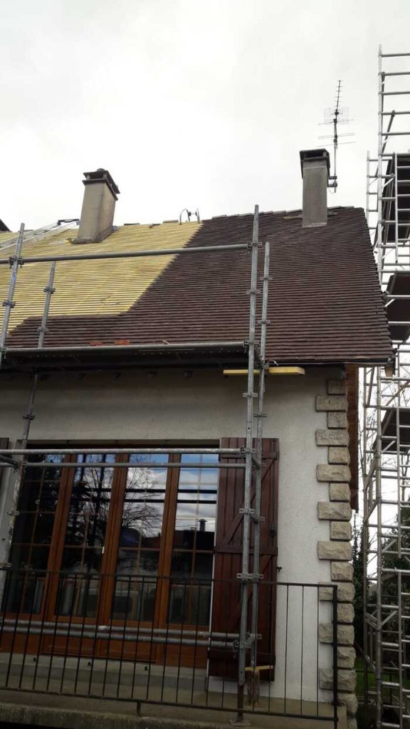 Reparation de gouttiere defectueuse par un couvreur zingueur professionnel