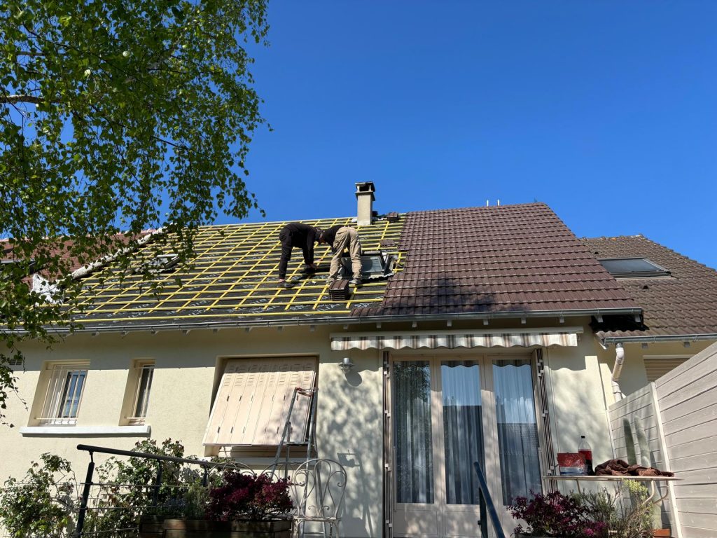 Travaux de couverture avec integration de Velux par ENT.POMART en Essonne